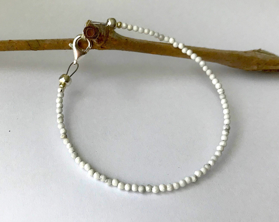 Howlite Stone Bracelet