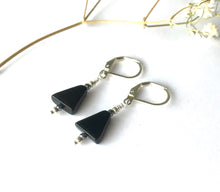 Load image into Gallery viewer, Black Onyx Earrings
