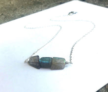 Load image into Gallery viewer, Labradorite and Silver Necklace
