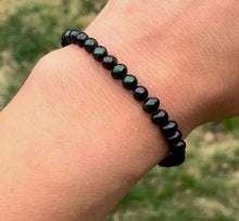 Load image into Gallery viewer, Black Pearl Bracelet
